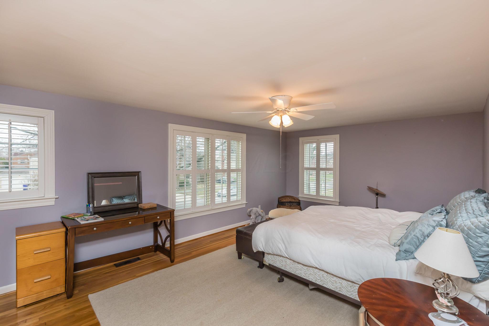 2593 Andover Road Columbus, OH 43221 - Photo 15 of 17