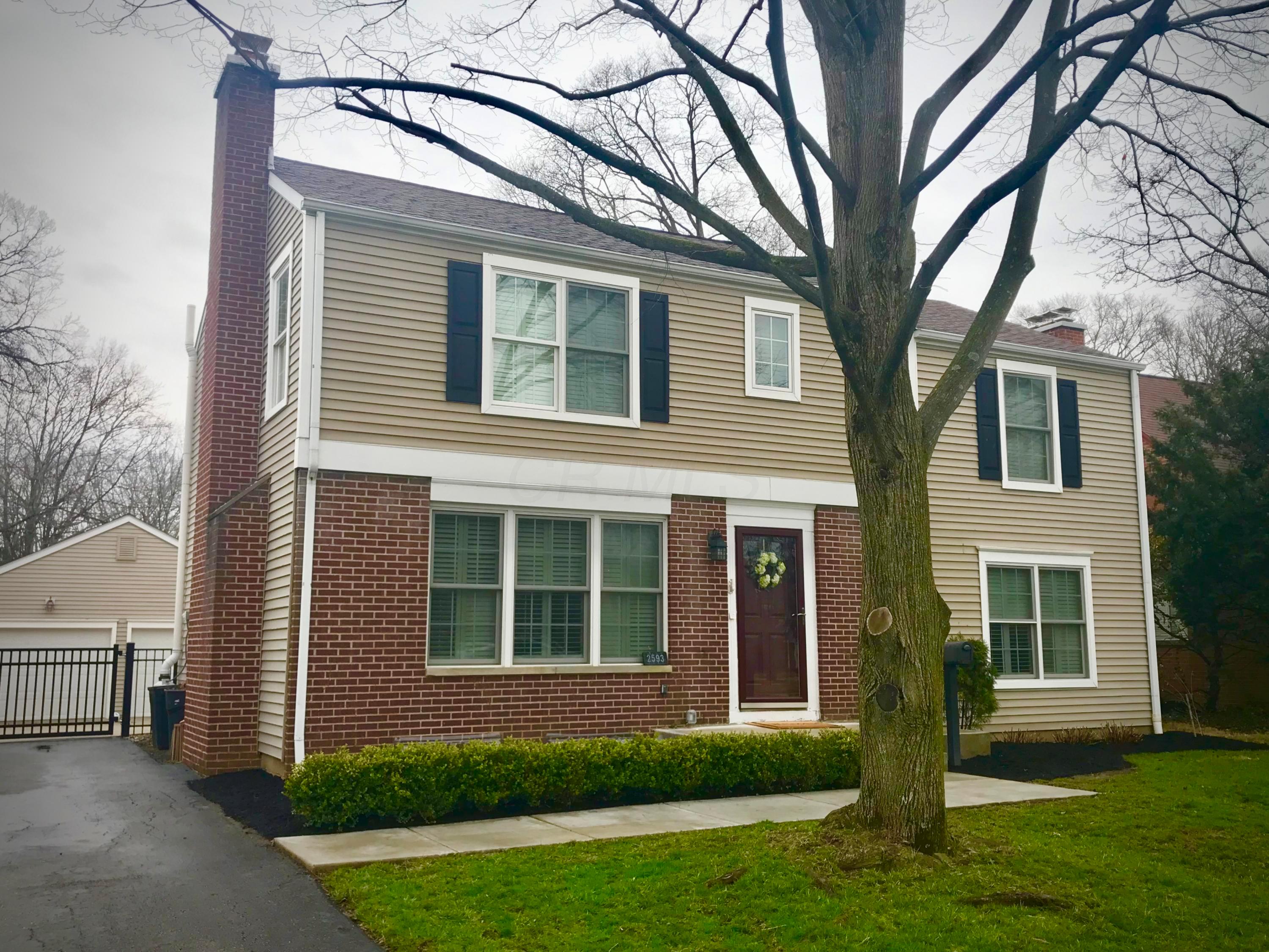 2593 Andover Road Columbus, OH 43221 - Photo 2 of 17