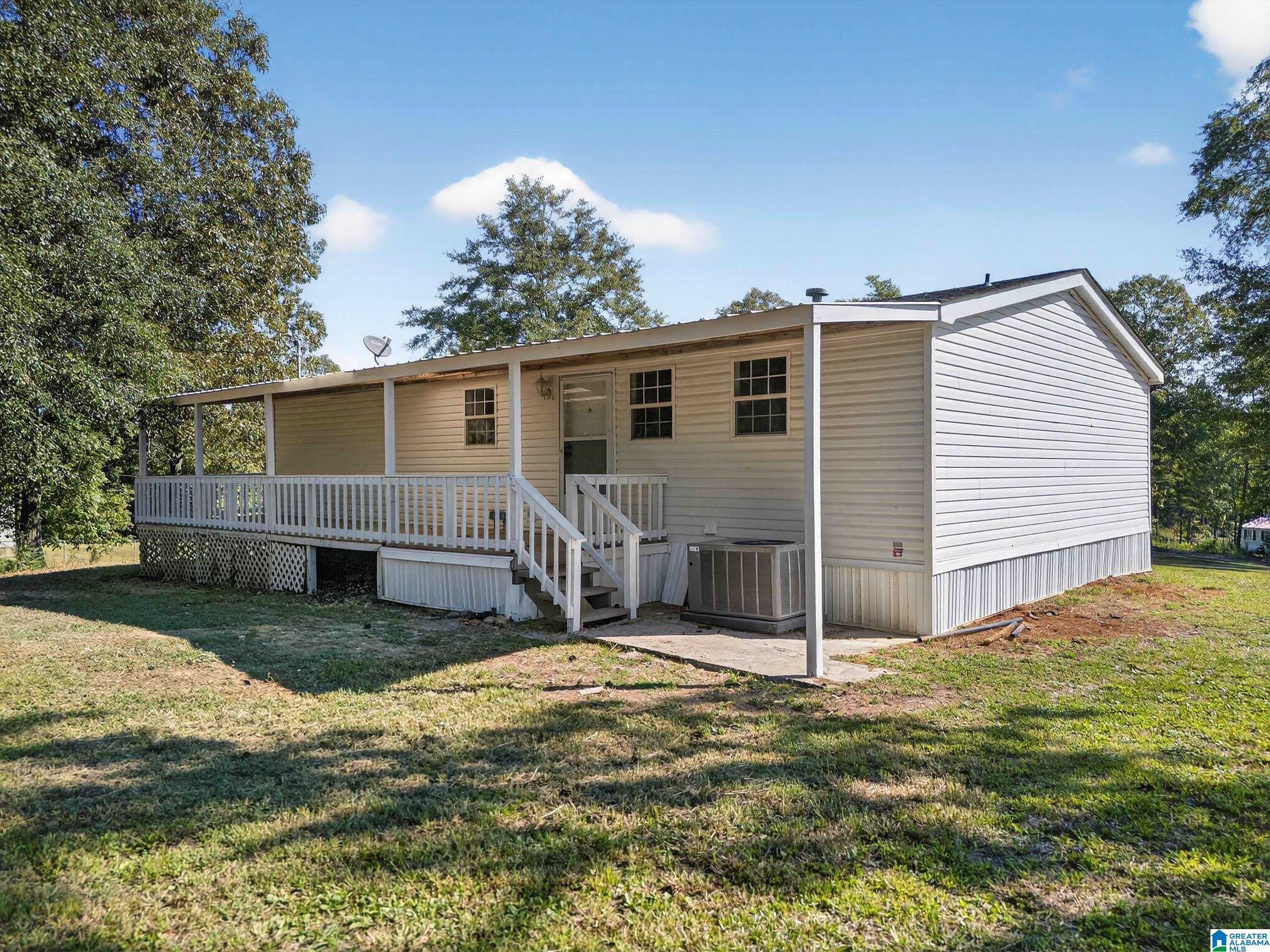 191 Watts Road Munford, AL 36268 - Photo 5 of 32