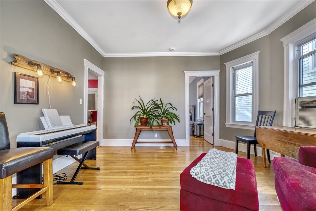 81 Montebello Road, Unit 2 Boston, MA 02130 - Photo 5 of 22