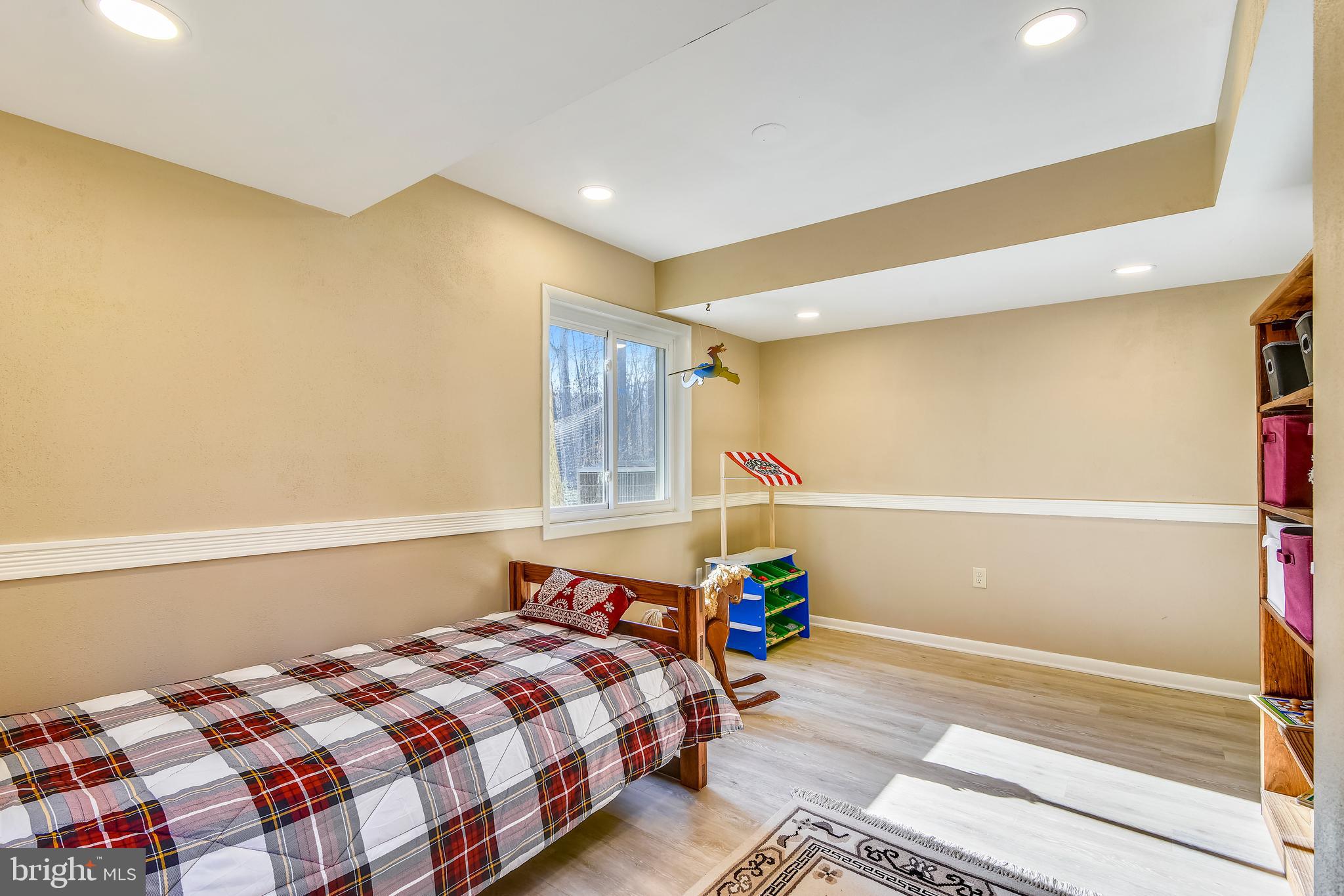 2420 Silver Fox Lane Reston, VA 20191 - Photo 59 of 79 BEDROOM 3 - wired for ceiling fan