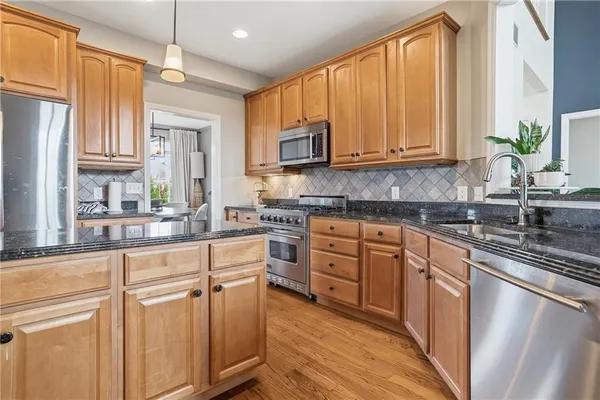 $649,900 | 503 Meadow Lane, Clinton, PA 15026