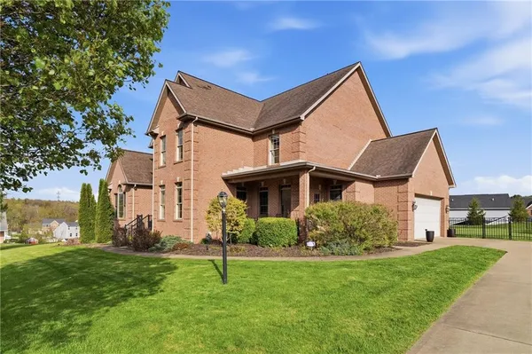 $649,900 | 503 Meadow Lane, Clinton, PA 15026