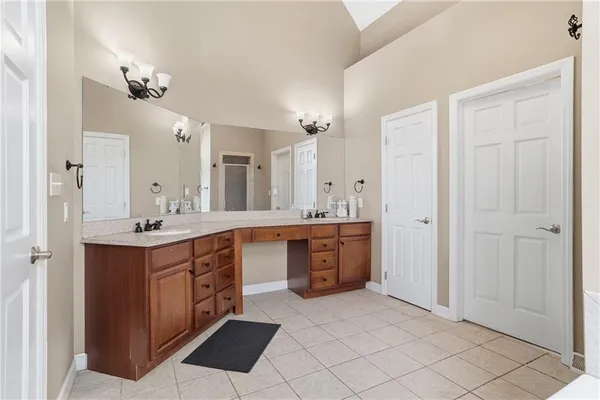 $649,900 | 503 Meadow Lane, Clinton, PA 15026