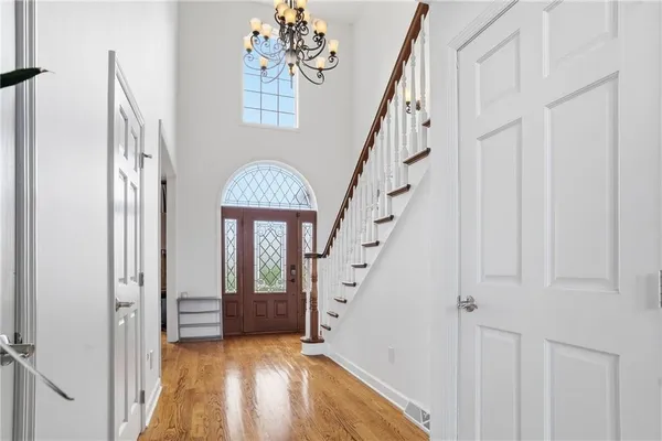 $649,900 | 503 Meadow Lane, Clinton, PA 15026