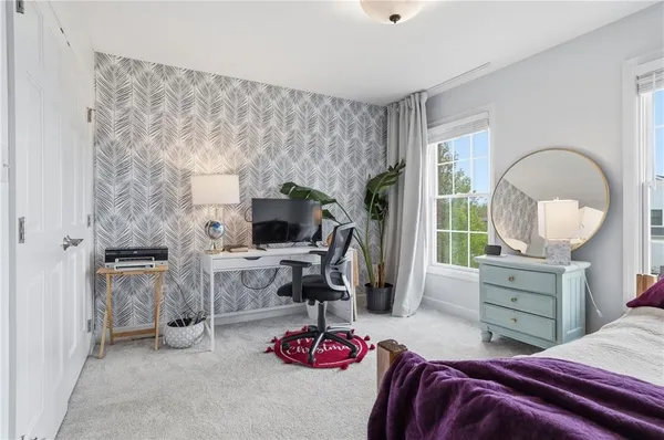 $649,900 | 503 Meadow Lane, Clinton, PA 15026