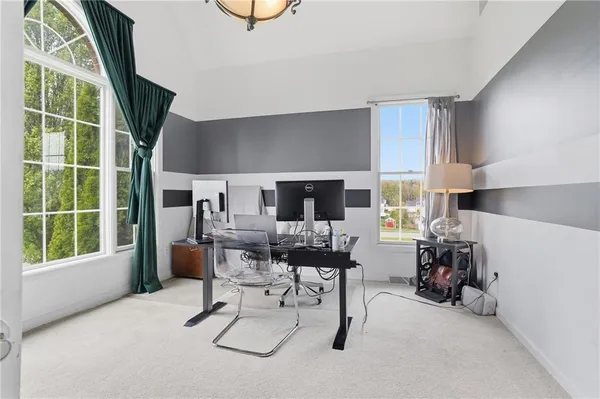 $649,900 | 503 Meadow Lane, Clinton, PA 15026