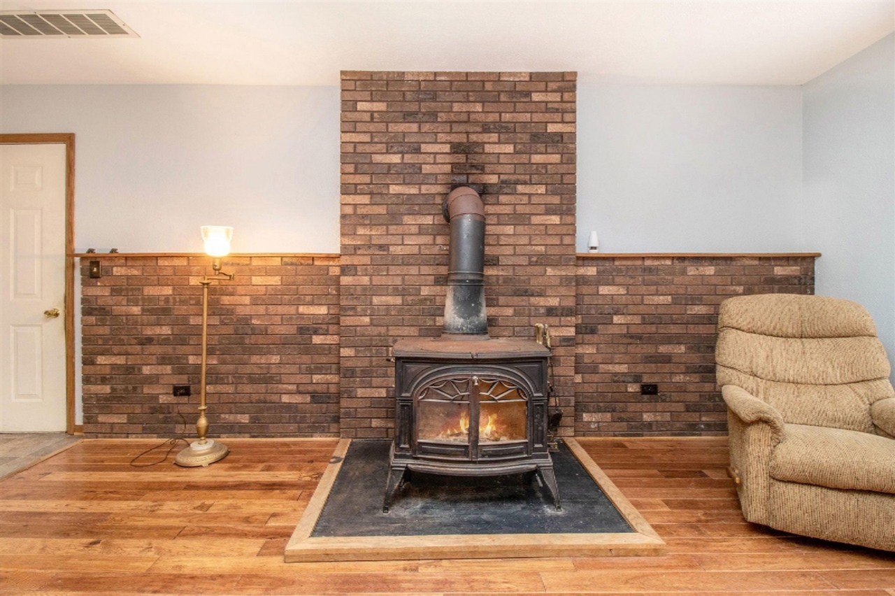 71213 State Line Road Edwardsburg, MI 49130 - Photo 13 of 40