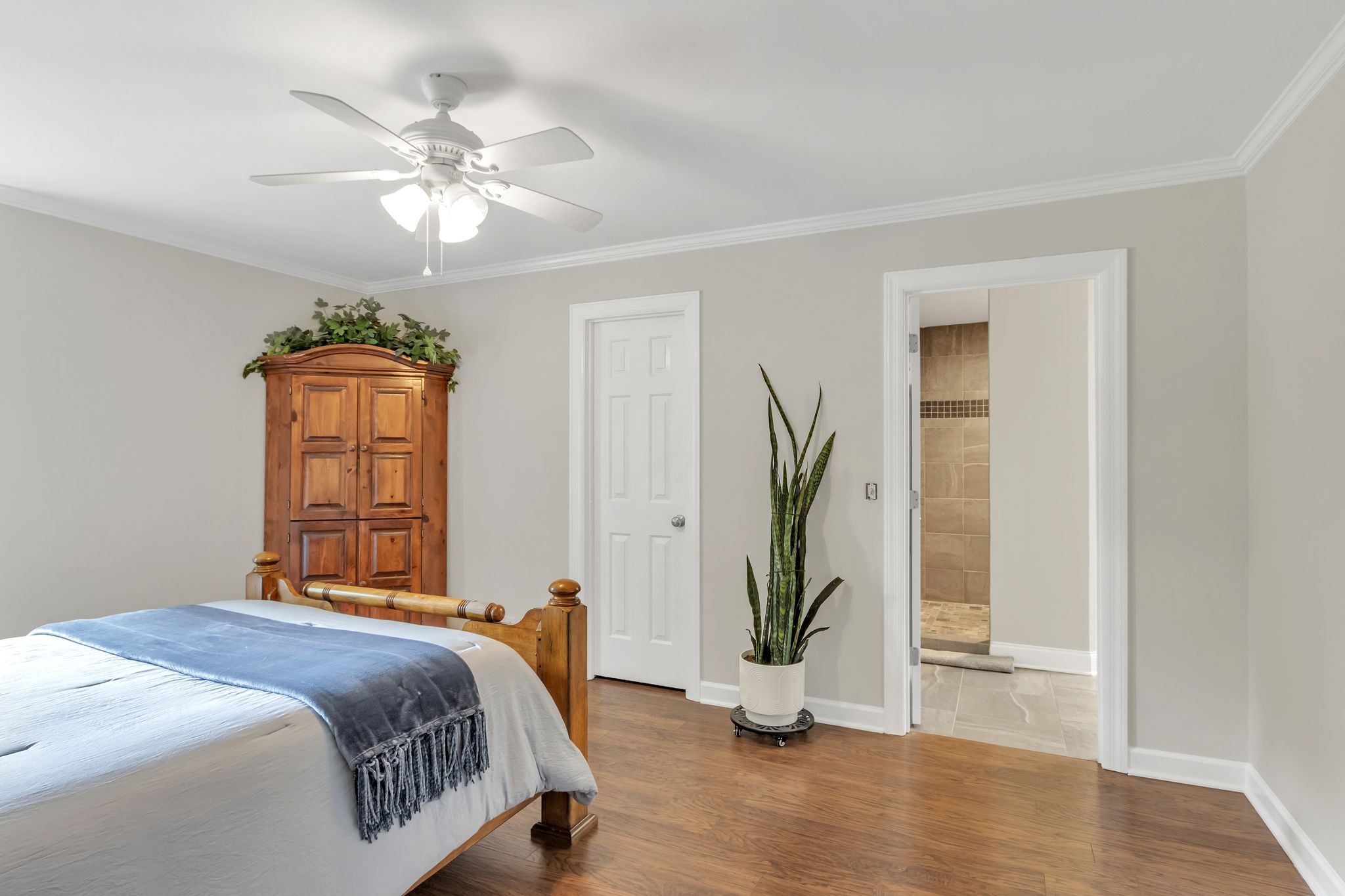 2248 Racquet Club Drive Murfreesboro, TN 37128 - Photo 26 of 41 a bedroom with a bed and a mirror