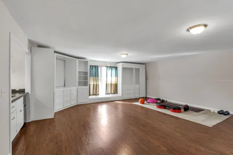 a view of livingroom with hardwood