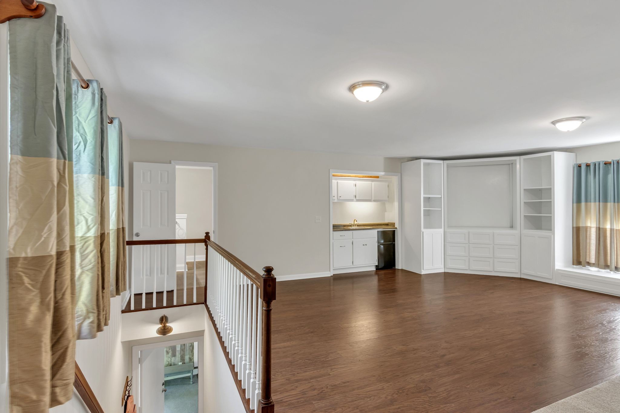 2248 Racquet Club Drive Murfreesboro, TN 37128 - Photo 30 of 41 a view of an entryway with wooden floor