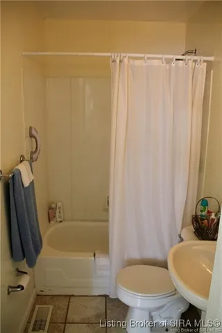 $1,200 | 302 Allhands Avenue, Sellersburg, IN 47172