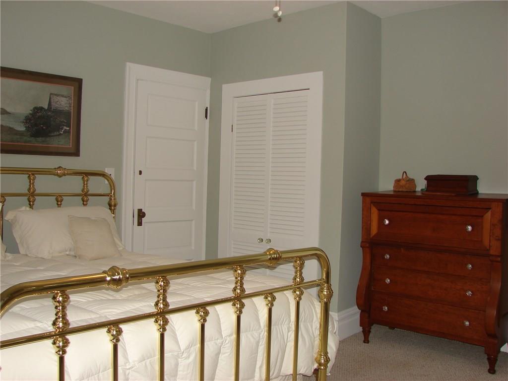 520 Sycamore Road Sewickley, PA 15143 - Photo 14 of 24 Bedroom 1. 17x15