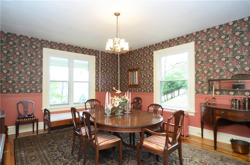 520 Sycamore Road Sewickley, PA 15143 - Photo 7 of 24 Dining room 17x13.