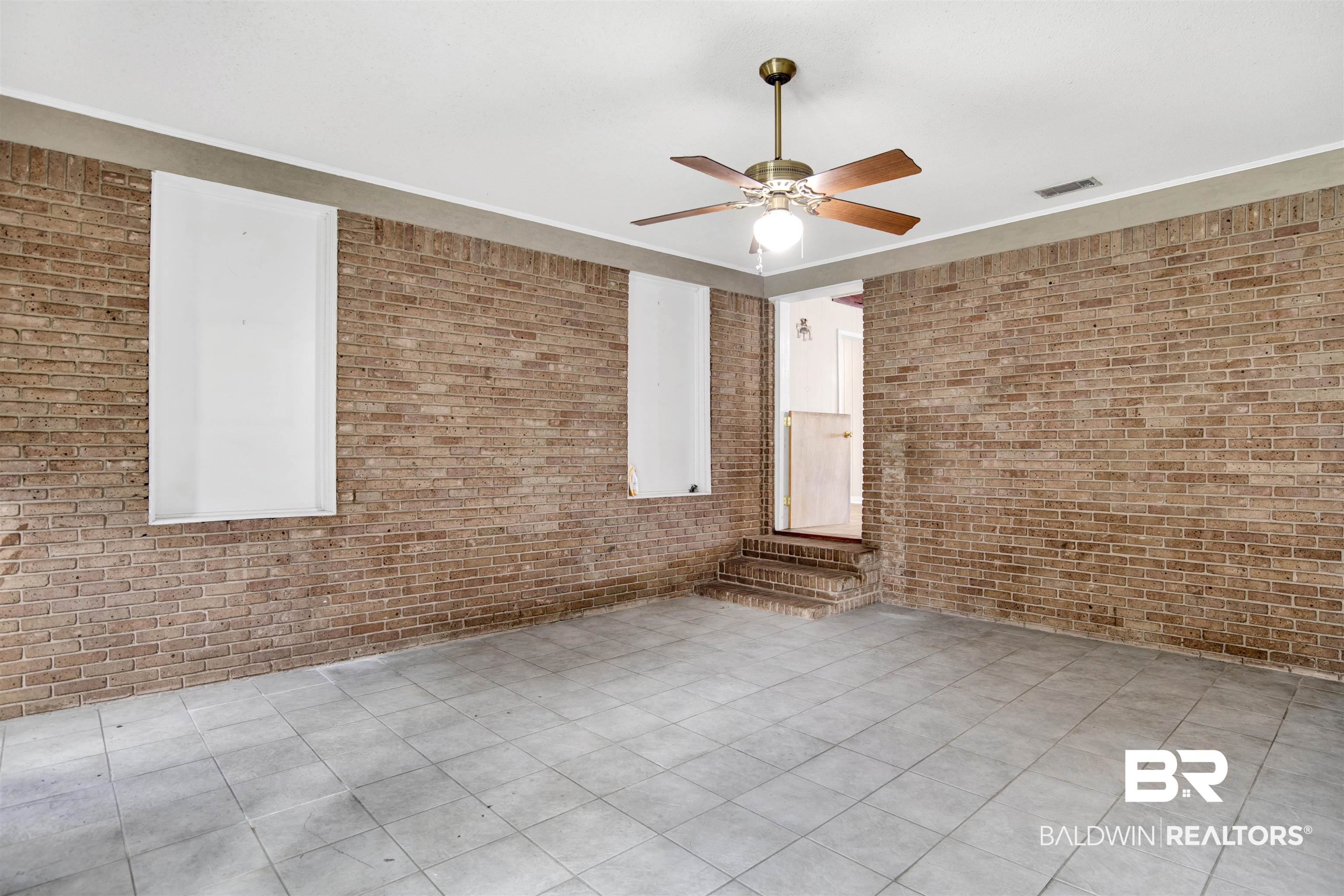 61 South Hillside Lane Mobile, AL 36608 - Photo 3 of 36