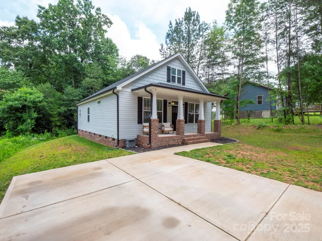 $315,000 | 720 4th Street, Stanley, NC 28164