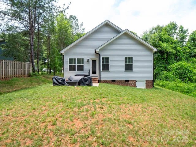 $315,000 | 720 4th Street, Stanley, NC 28164