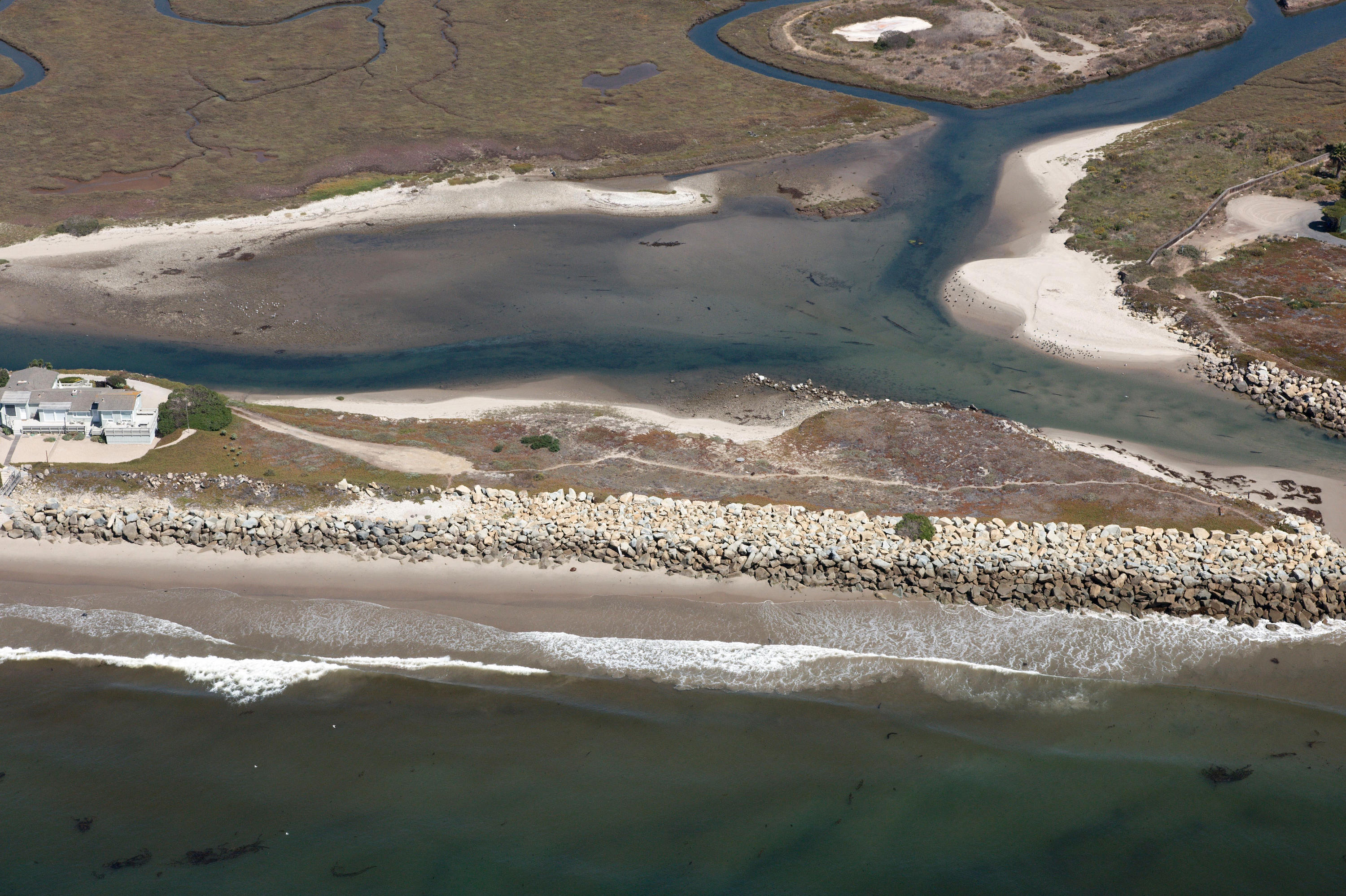 501 Sand Point Road Carpinteria, CA 93013 - Photo 19 of 19 a view of a wooden floor