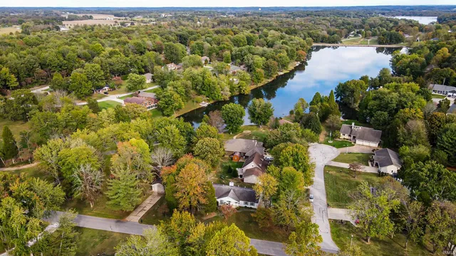 $199,900 | 1084 Star Circle, Santa Claus, IN 47579