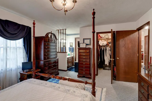 $199,900 | 1084 Star Circle, Santa Claus, IN 47579