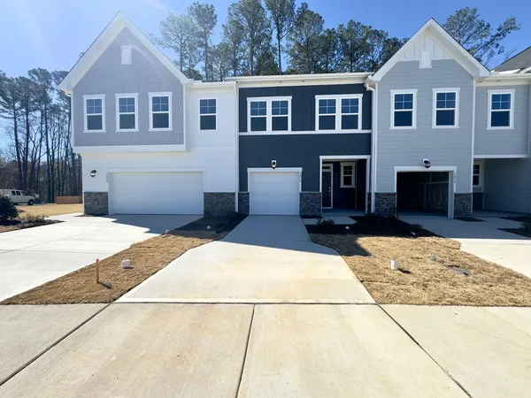 $2,350 | 1856 Alpine Summer Lane, Apex, NC 27502