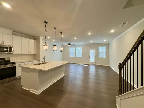 $2,350 | 1856 Alpine Summer Lane, Apex, NC 27502