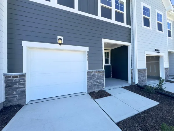 $2,350 | 1856 Alpine Summer Lane, Apex, NC 27502