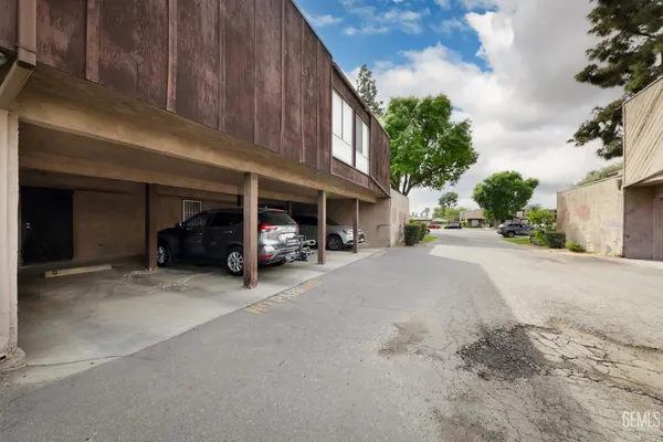 $169,990 | Undisclosed Address, Bakersfield, CA 93309