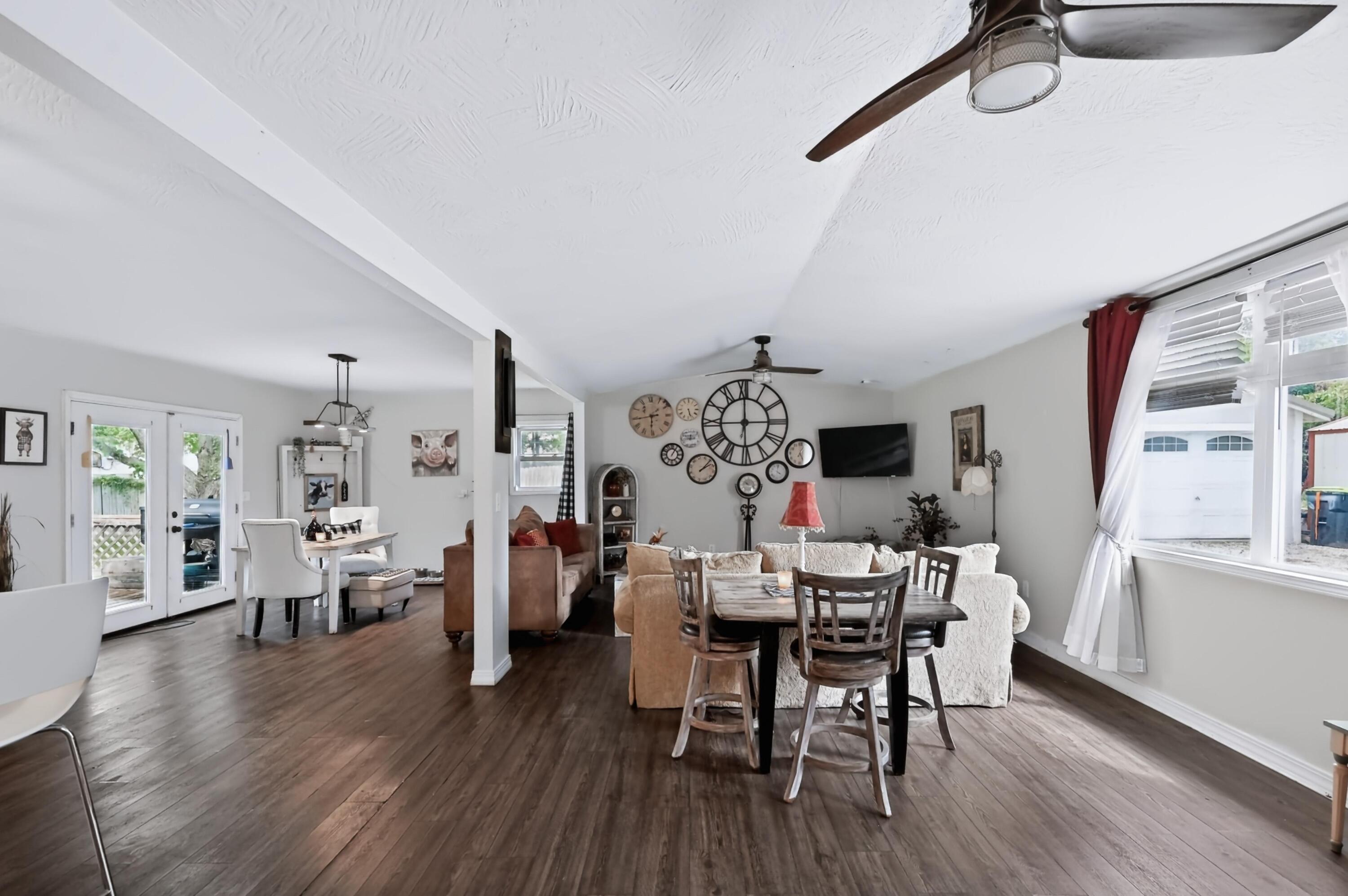 2403 Eve Road Webb City, MO 64870 - Photo 4 of 43 004