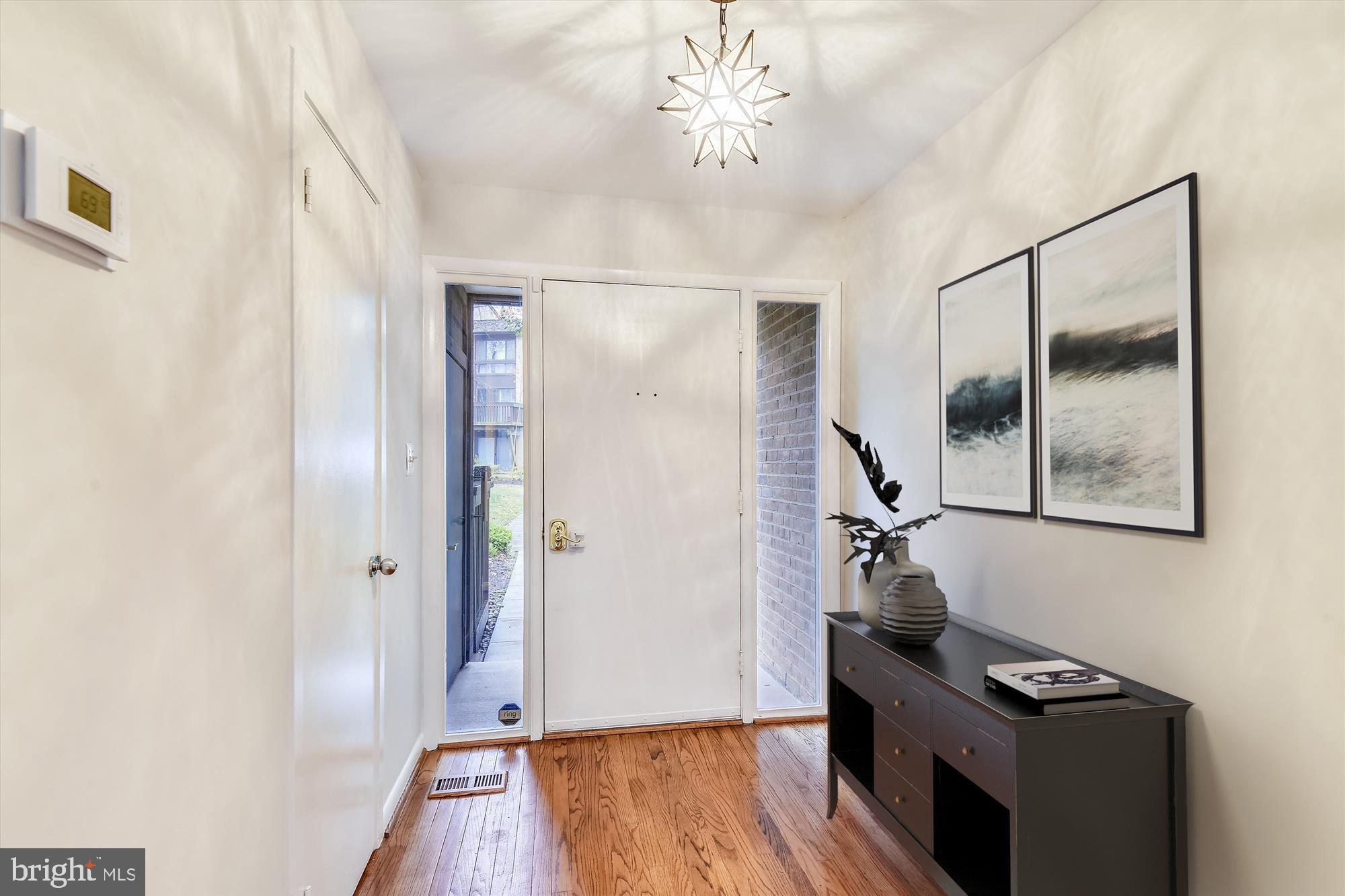 11328 Dockside Circle Reston, VA 20191 - Photo 11 of 44 Foyer