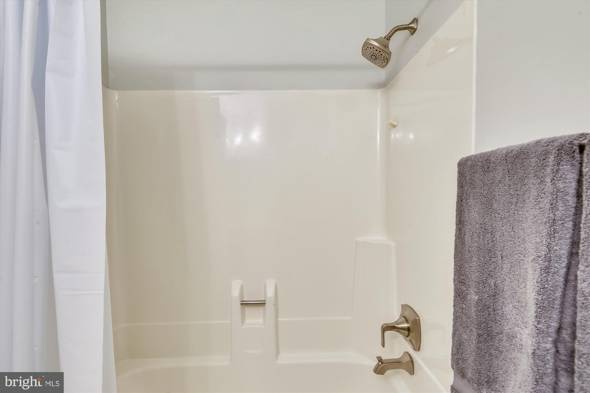 11328 Dockside Circle Reston, VA 20191 - Photo 30 of 44