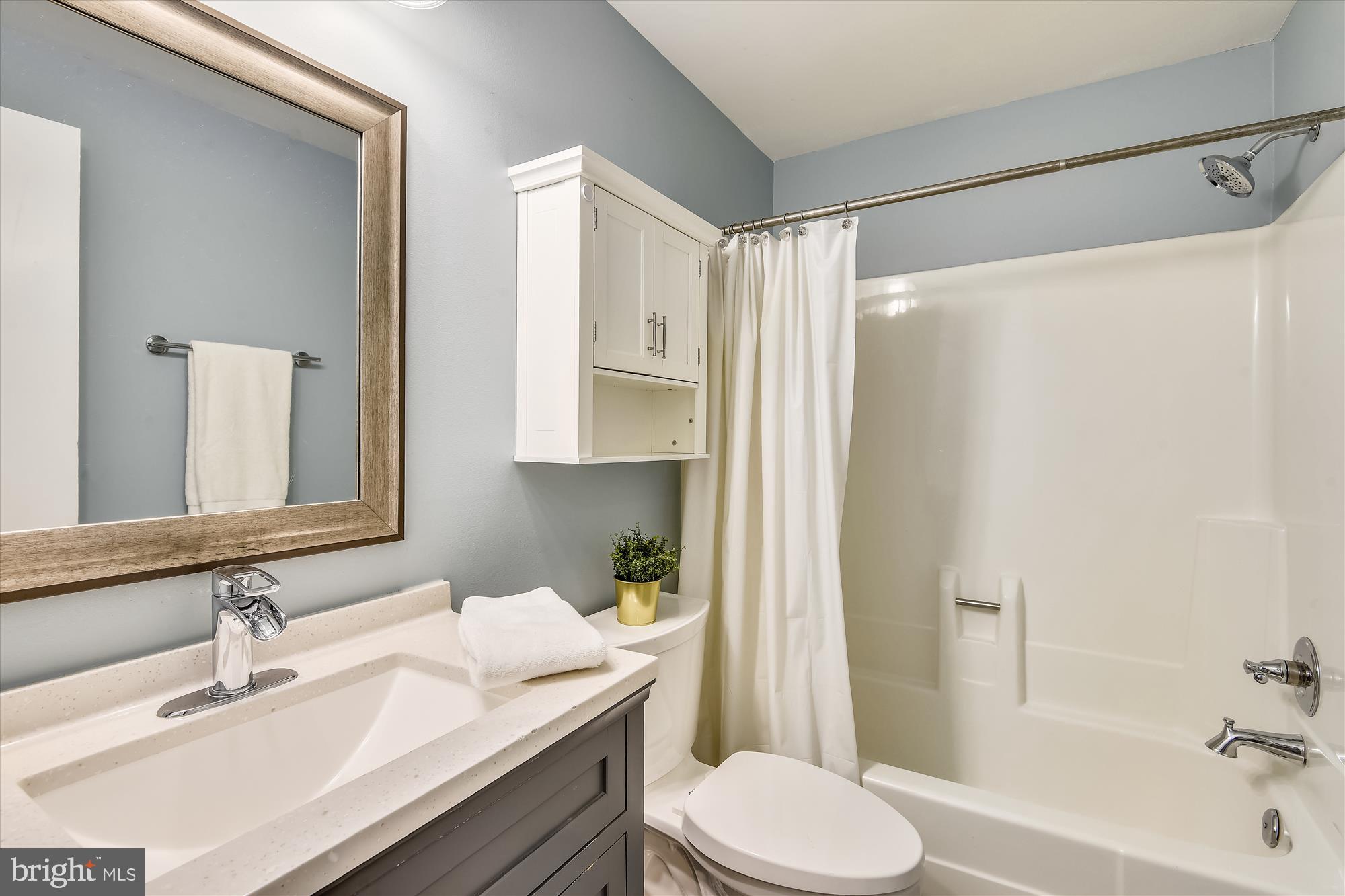 11328 Dockside Circle Reston, VA 20191 - Photo 40 of 44 LL Full Bath, recently renovated