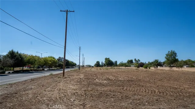 a view of a yard with an outdoor space