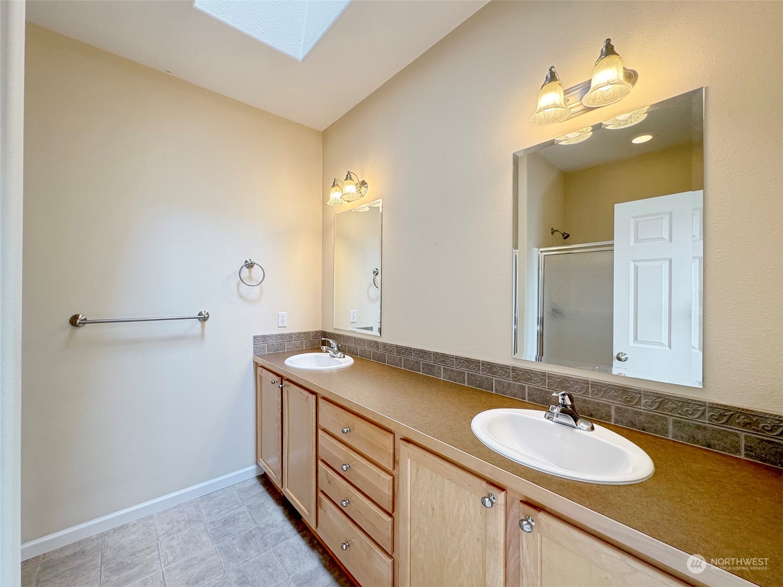 141 Stratus Loop Sequim, WA 98382 - Photo 15 of 33