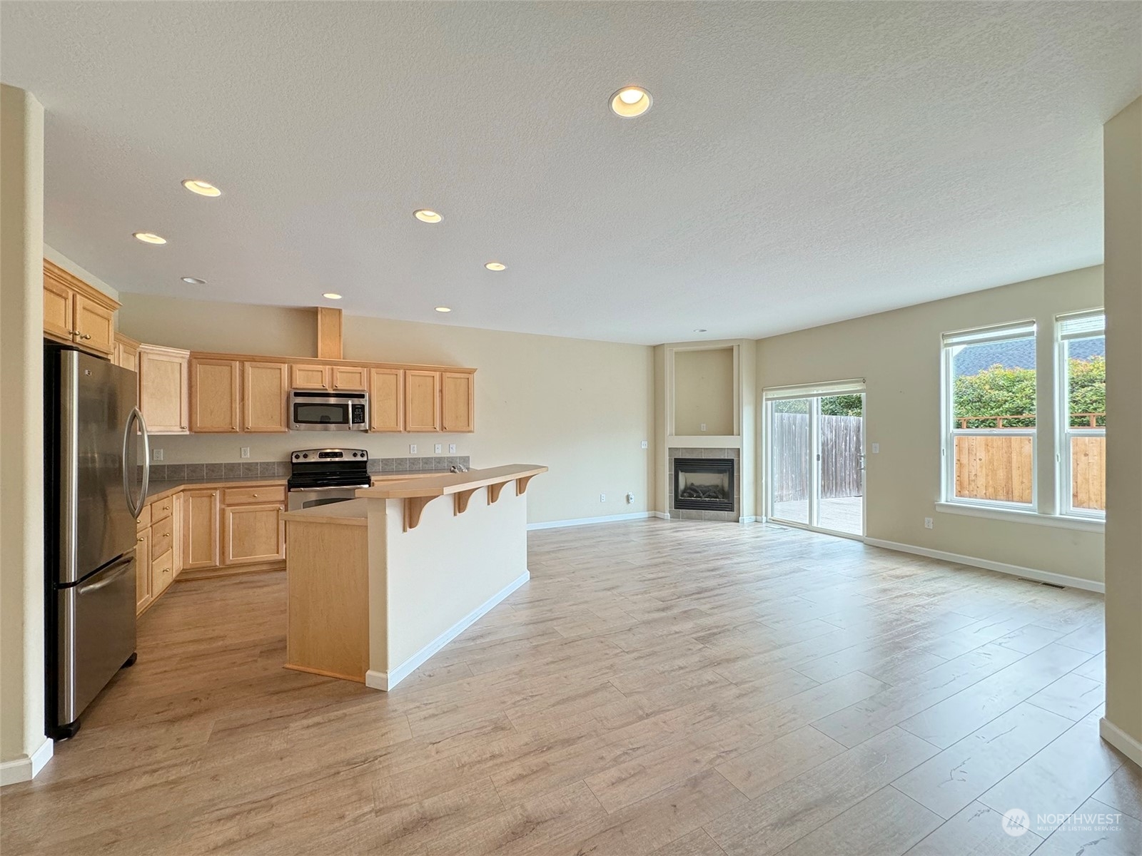 141 Stratus Loop Sequim, WA 98382 - Photo 3 of 33