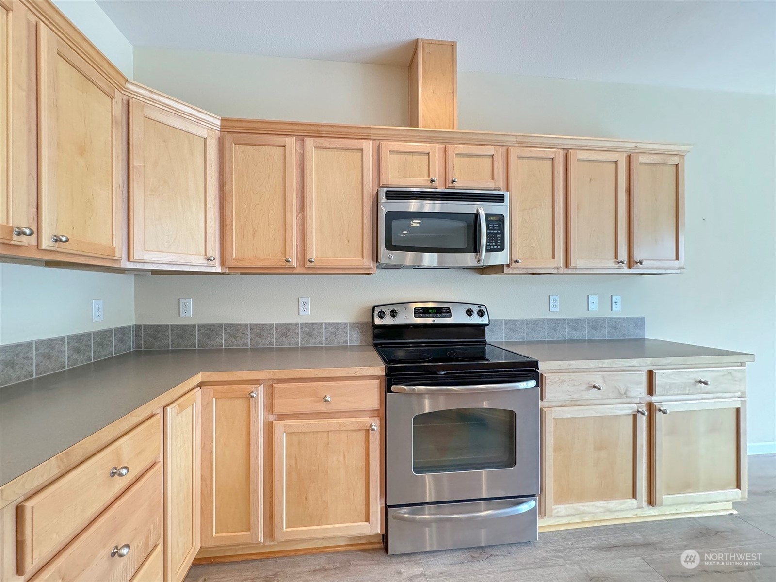 141 Stratus Loop Sequim, WA 98382 - Photo 5 of 33