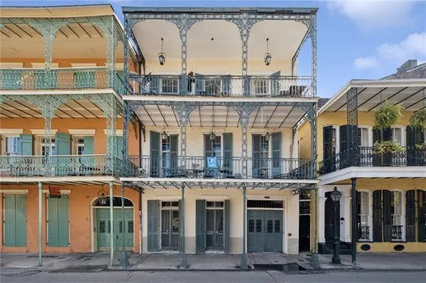 $2,850 | 1014 Royal Street, Unit C, New Orleans, LA 70116