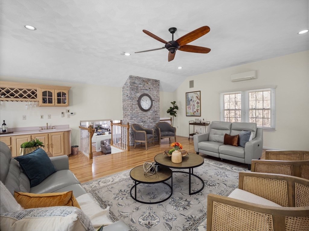 7 Ravens Bluff Andover, MA 01810 - Photo 18 of 42