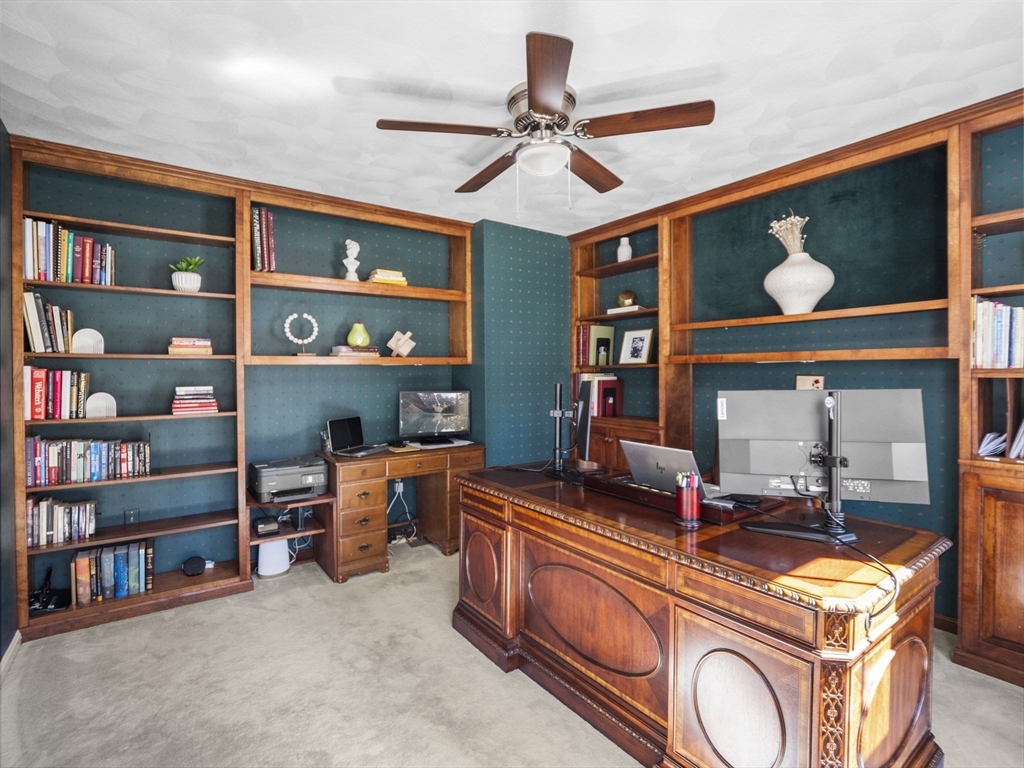 7 Ravens Bluff Andover, MA 01810 - Photo 19 of 42