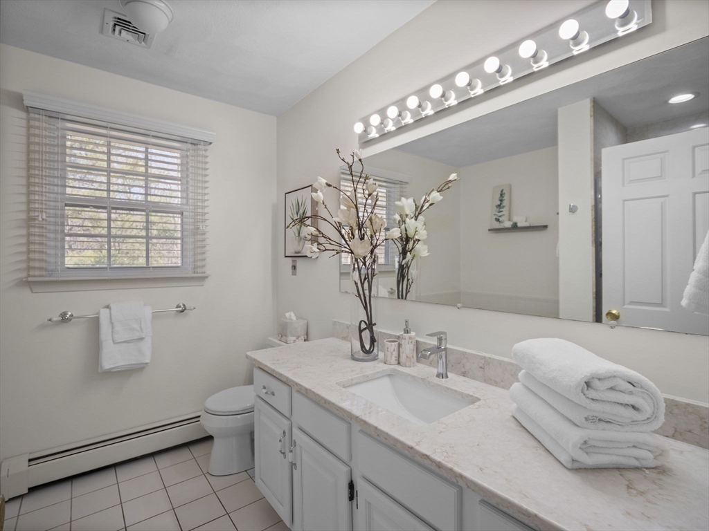 7 Ravens Bluff Andover, MA 01810 - Photo 29 of 42