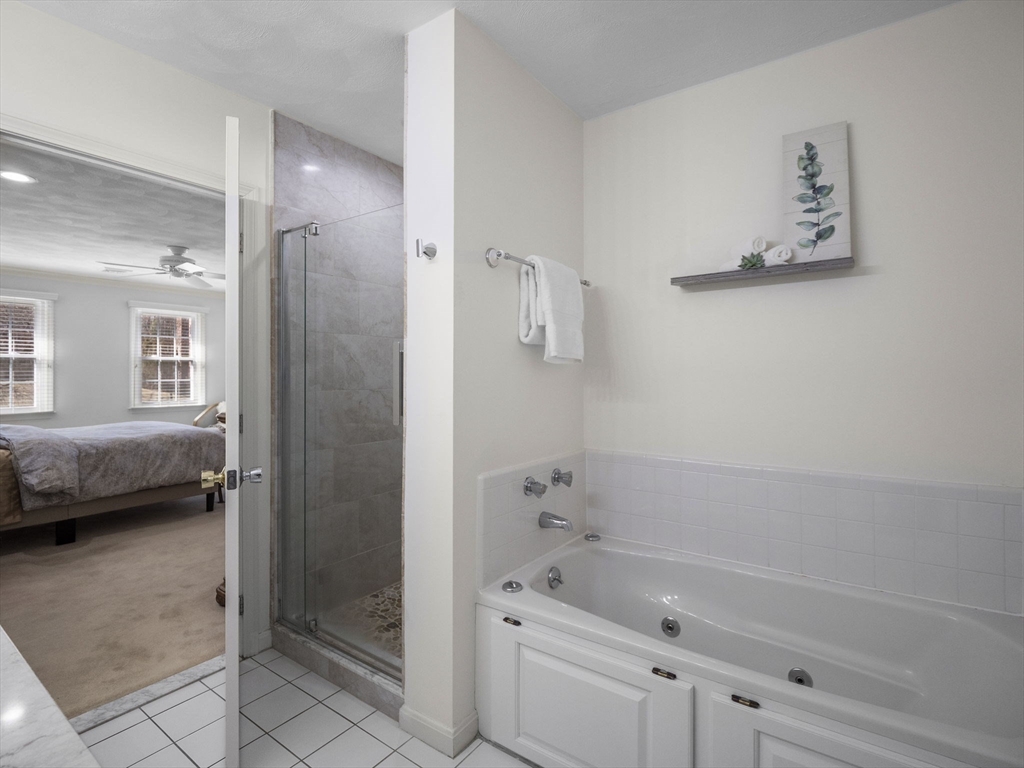 7 Ravens Bluff Andover, MA 01810 - Photo 30 of 42