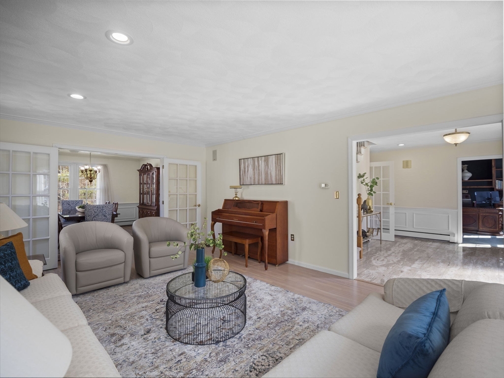 7 Ravens Bluff Andover, MA 01810 - Photo 4 of 42