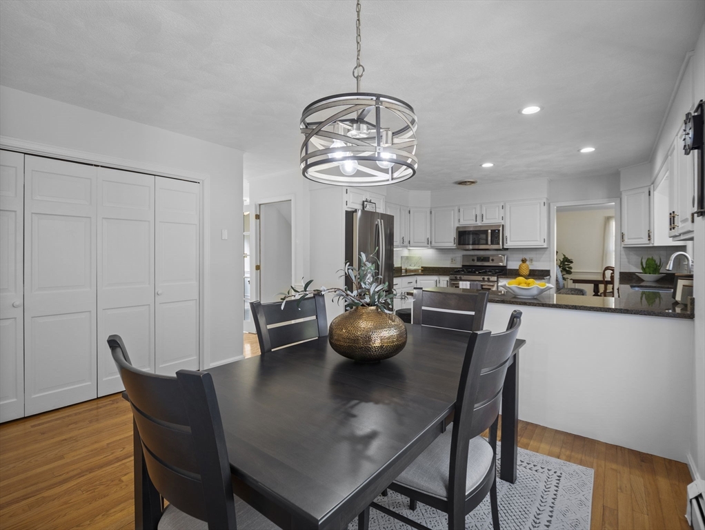 7 Ravens Bluff Andover, MA 01810 - Photo 10 of 42