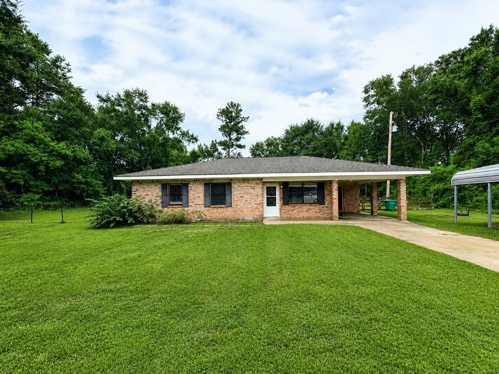 39 Leo Eaves Road Picayune, MS 39466 - Photo 1 of 1 Main View