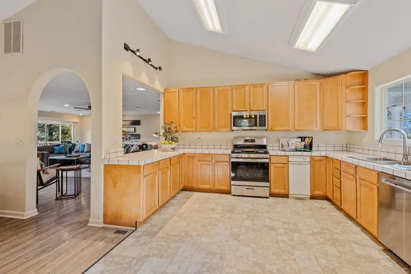 $688,500 | 26375 Barb Wire Lane, Colfax, CA 95713