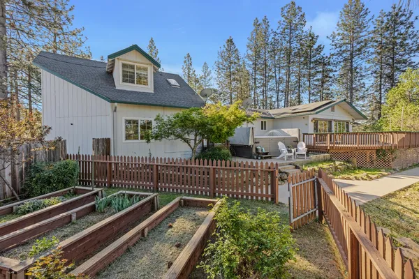 $688,500 | 26375 Barb Wire Lane, Colfax, CA 95713