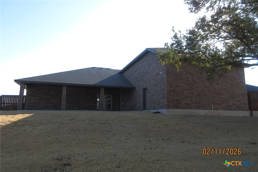 7623 Palladium Loop Killeen, TX 76542 - Photo 31 of 40 a backyard of a house