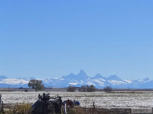 $299,000 | 3355 East 1000 Road North, Ashton, ID 83420