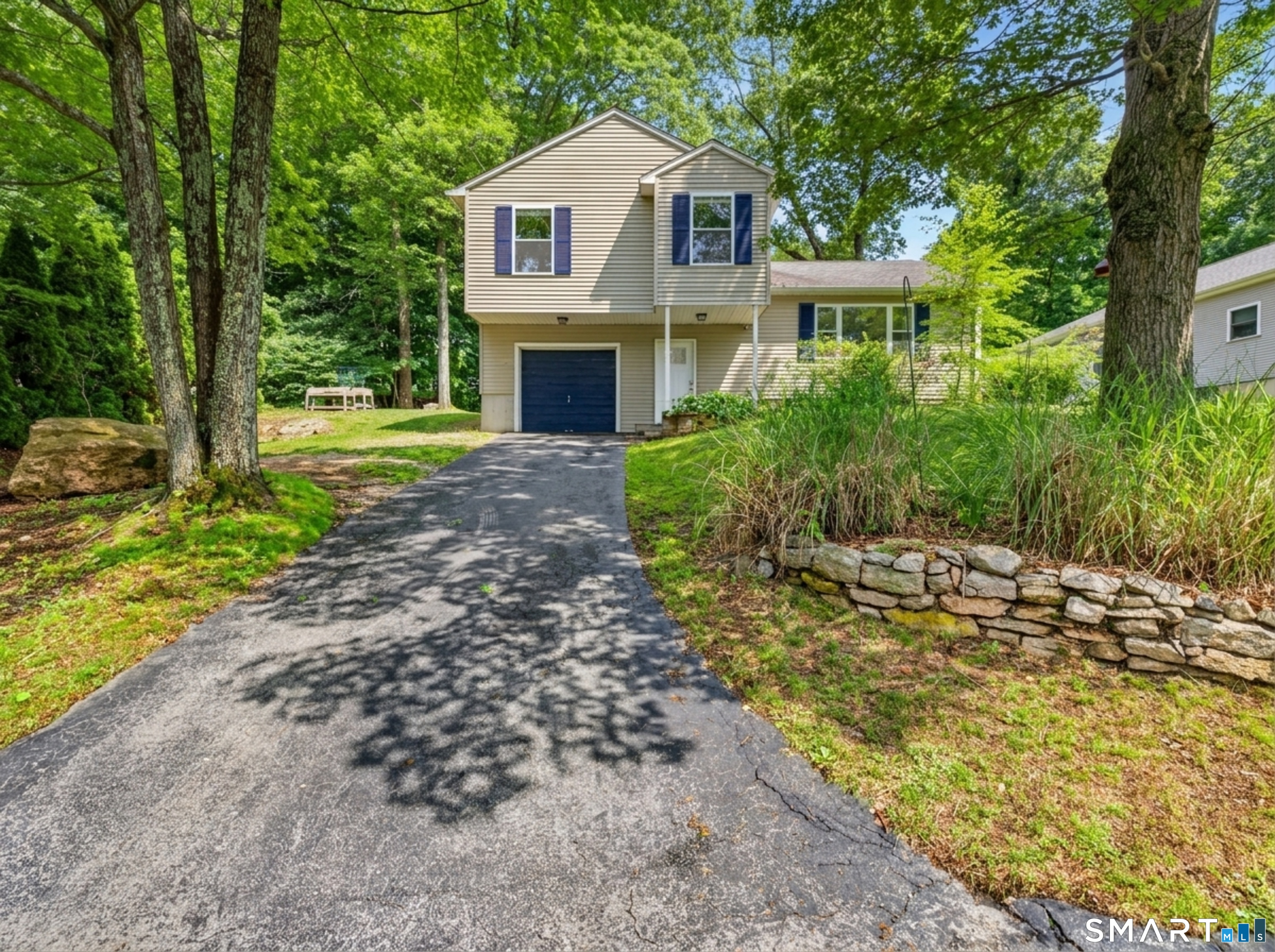 Welcome to 46 Spring Glen Rd. Niantic