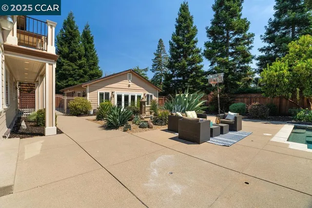 $3,399,000 | 221 El Sobrante Drive, Danville, CA 94526